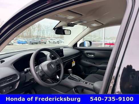 Certified 2026 Honda HR-V LX image 27