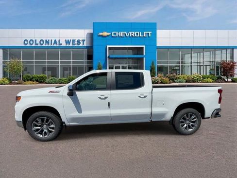 Used 2026 Chevrolet Silverado 1500 LT AWD/4WD image 2