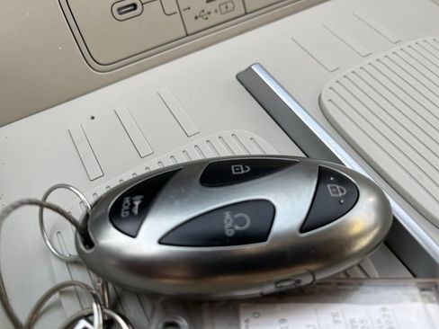 Used 2025 Hyundai Santa Fe SEL image 22