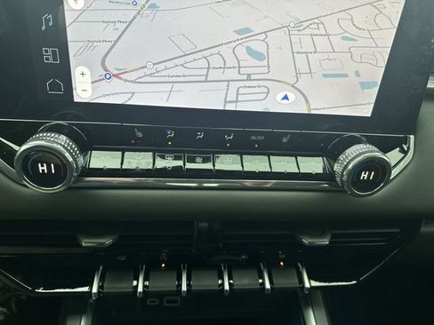 New 2026 GMC Canyon Elevation w/ Convenience Package image 18