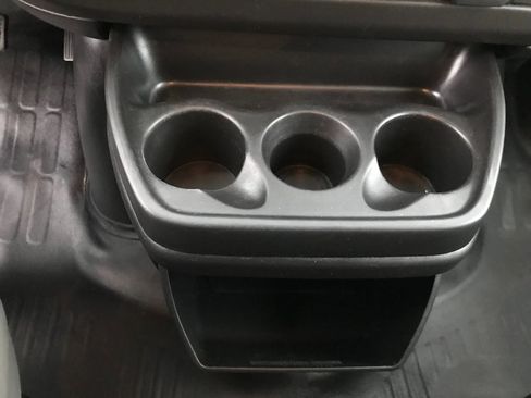 Used 2022 Chevrolet Express 2500 LS image 18