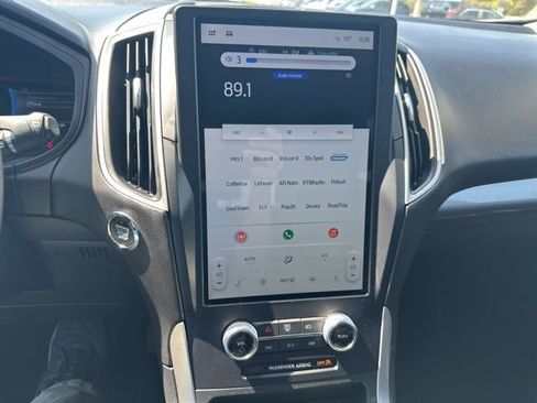 Used 2024 Ford Edge SEL image 41