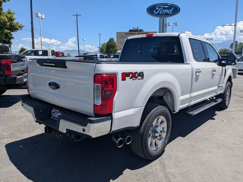 Used 2017 Ford F350 Lariat w/ Lariat Ultimate Package AWD/4WD image 3
