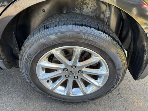 Used 2015 Lincoln MKX AWD w/ Equipment Group 102A image 24