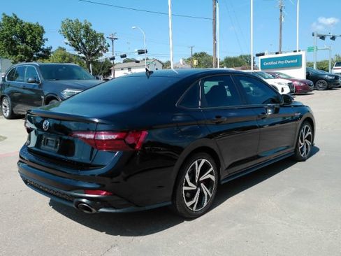Used 2023 Volkswagen Jetta GLI Autobahn FWD image 8