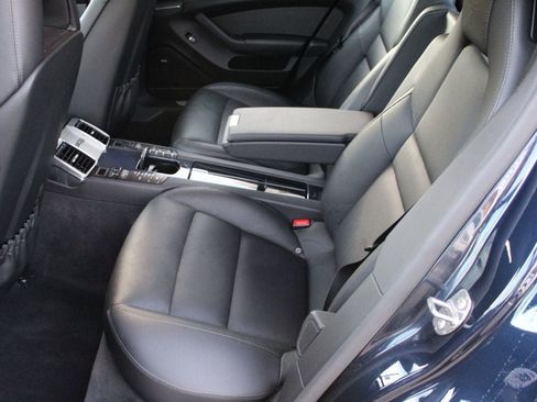 Used 2016 Porsche Panamera Edition image 16