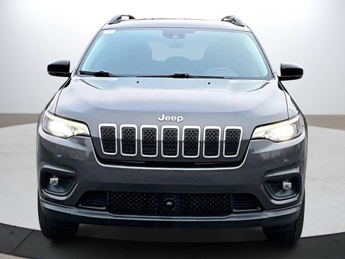 Certified 2022 Jeep Cherokee Latitude Lux image 3