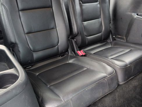 Used 2016 Ford Explorer XLT w/ Equipment Group 202A image 26