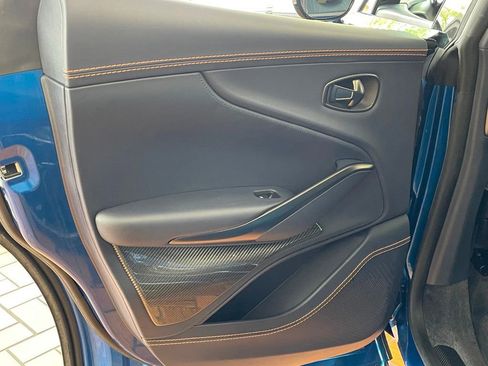 Used 2022 Aston Martin DBX AWD/4WD image 22