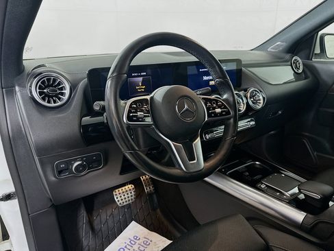 Used 2022 Mercedes-Benz GLA 250 4MATIC image 9