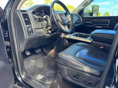 Used 2017 RAM 2500 Laramie w/ Sport Appearance Group image 9