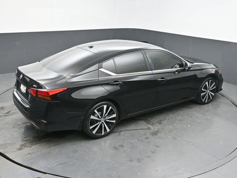 Used 2021 Nissan Altima 2.5 SR image 38