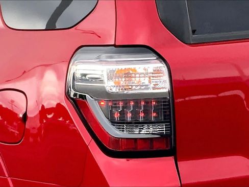 Used 2024 Toyota 4Runner SR5 Premium w/ Moonroof Package AWD/4WD image 29