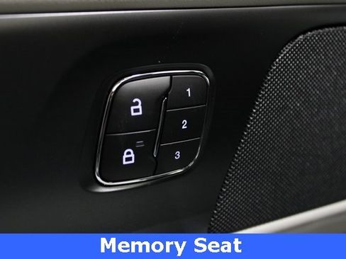 New 2026 Lincoln Nautilus Reserve image 26