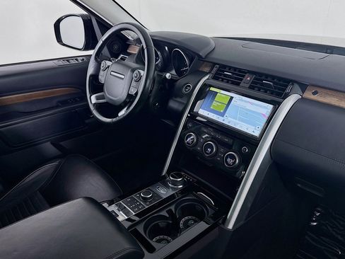 Used 2017 Land Rover Discovery HSE Luxury image 16