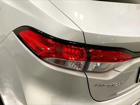 Certified 2024 Toyota Corolla LE image 30