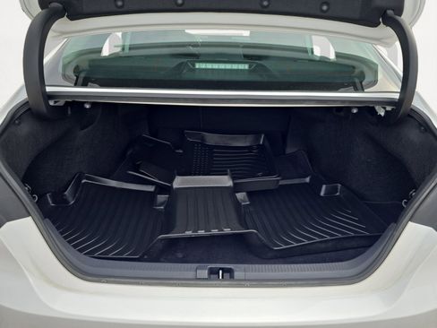 Used 2023 Toyota Camry LE image 12