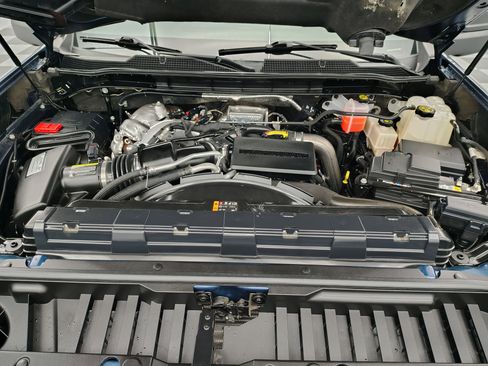 Used 2021 Chevrolet Silverado 2500 LTZ w/ LTZ Premium Package image 25