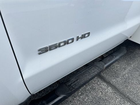 Used 2017 Chevrolet Silverado 3500 W/T w/ WT Convenience Package AWD/4WD image 3