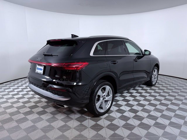 Certified 2025 Audi Q5 Premium w/ Premium Plus AWD/4WD image 8