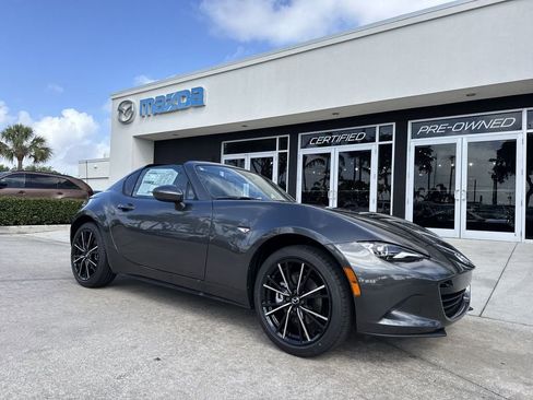 New 2026 MAZDA MX-5 Miata RF Grand Touring RWD image 22