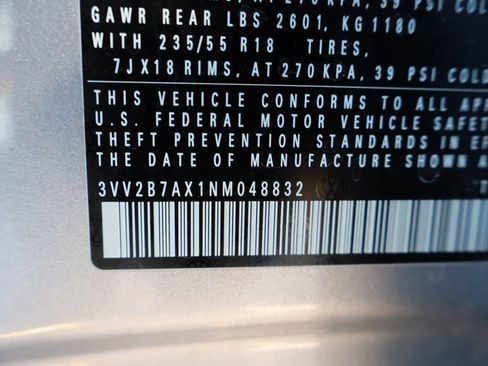 Used 2022 Volkswagen Tiguan SE w/ Panoramic Sunroof Package image 41