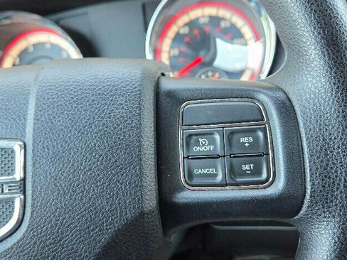 Used 2013 Dodge Grand Caravan SXT image 32