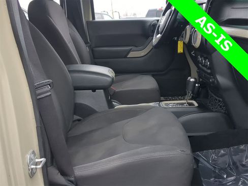 Used 2017 Jeep Wrangler Unlimited Sport w/ Quick Order Package 24S image 28