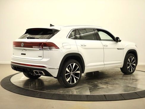 New 2026 Volkswagen Atlas Cross Sport SEL Premium R-Line image 3