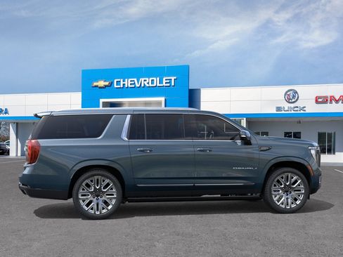 New 2026 GMC Yukon XL Denali Ultimate AWD/4WD image 37
