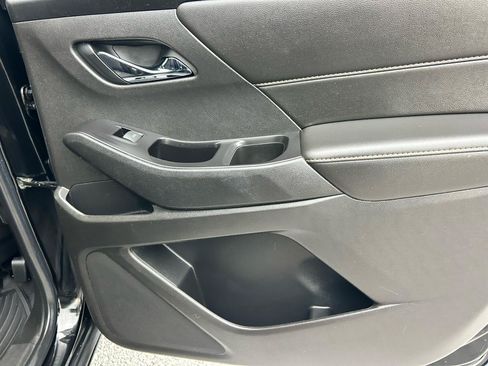 Used 2020 Chevrolet Traverse LT AWD/4WD image 12