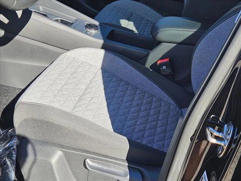 New 2025 Volkswagen Tiguan S image 4