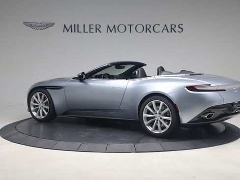 Used 2019 Aston Martin DB11 Volante image 3