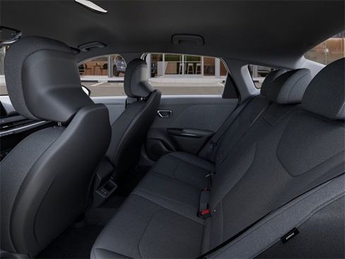New 2026 Kia K4 LXS image 18