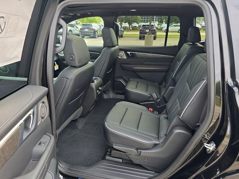 New 2026 Buick Enclave Avenir w/ Super Cruise Package AWD/4WD image 27