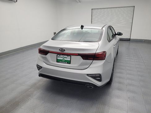 Used 2021 Kia Forte LXS FWD image 7