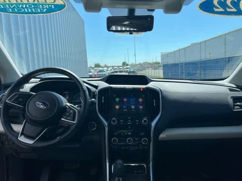 Used 2022 Subaru Ascent Touring AWD/4WD image 17