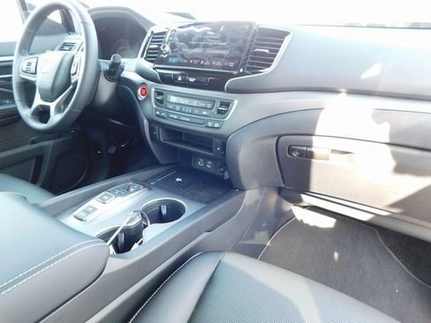 New 2025 Honda Ridgeline RTL image 24