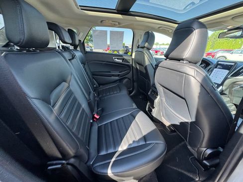 Certified 2023 Ford Edge SEL w/ Convenience Package AWD/4WD image 16