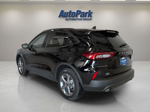 Used 2025 Ford Escape ST-Line w/ Tech Pack #1 AWD/4WD image 5