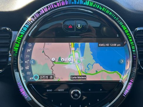 Used 2024 MINI Cooper SE image 22