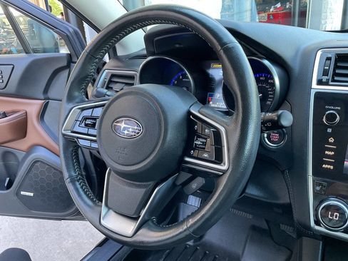 Used 2019 Subaru Outback 3.6R Touring w/ Popular Package #3A AWD/4WD image 18