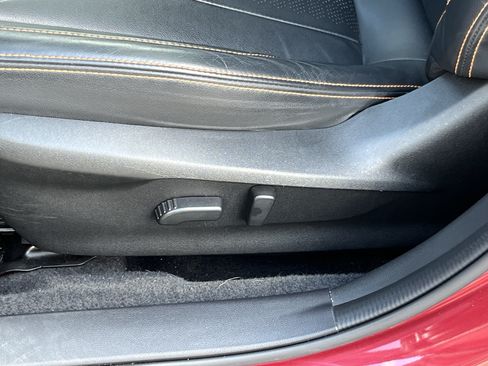 Used 2019 Subaru Crosstrek 2.0i Limited w/ Moonroof Package w/Navigation AWD/4WD image 17