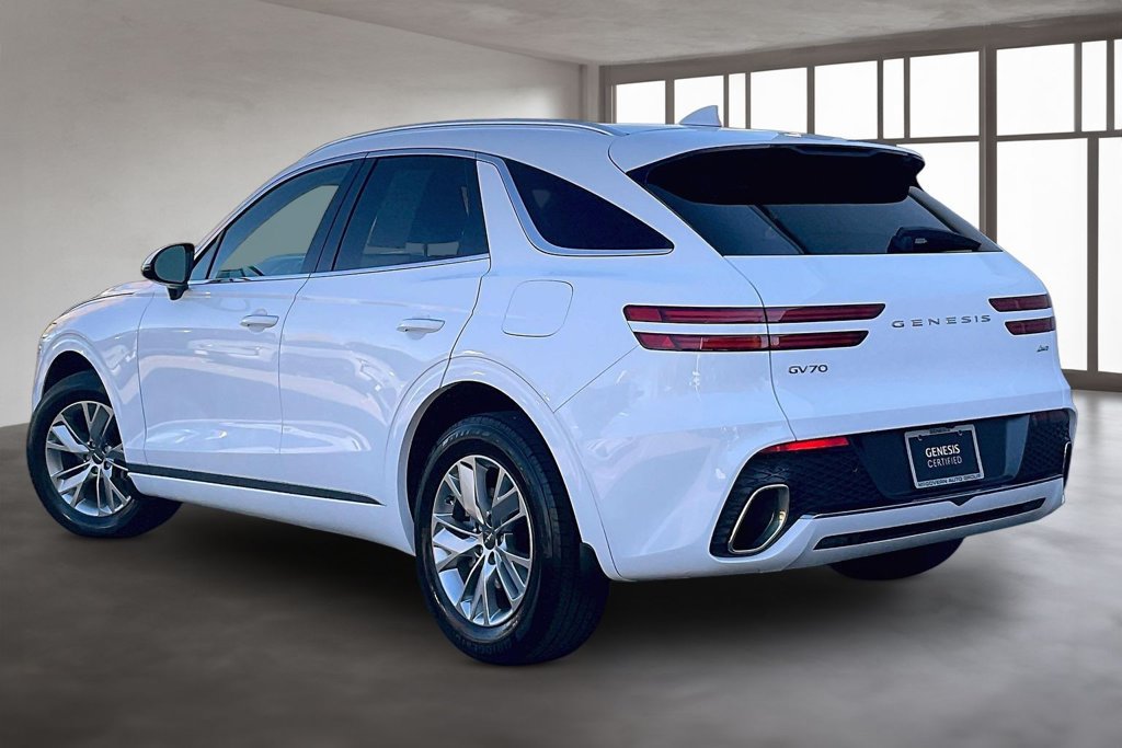 Used 2022 Genesis GV70 2.5T AWD/4WD image 4