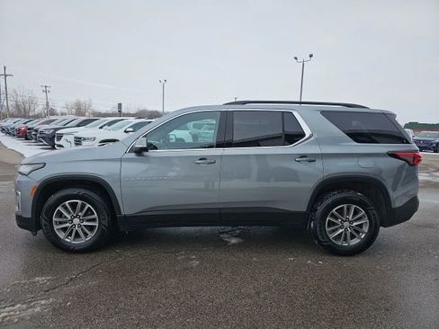 Used 2023 Chevrolet Traverse LT w/ LPO, Floor Liner Package image 4