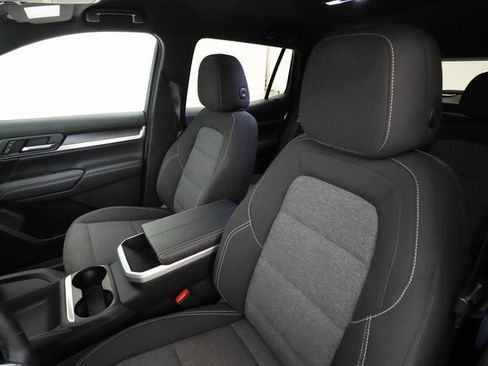 Certified 2025 GMC Terrain Elevation image 10