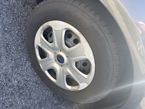 Used 2012 Ford Focus S image 17