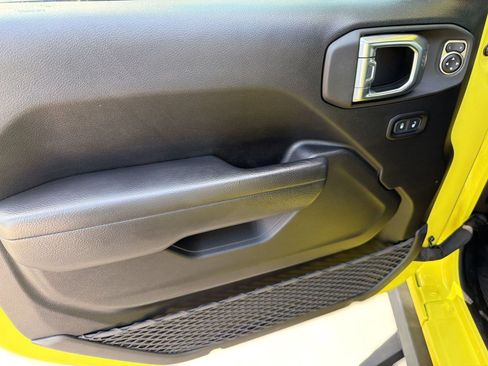Used 2023 Jeep Wrangler Unlimited Sport AWD/4WD image 14