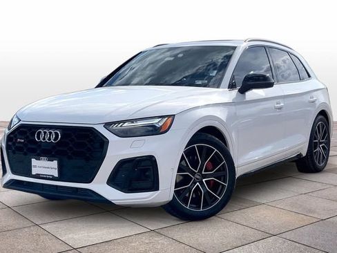 Used 2024 Audi SQ5 Prestige w/ Prestige Package AWD/4WD image 1