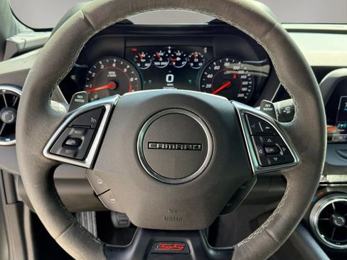 Used 2018 Chevrolet Camaro SS RWD image 12